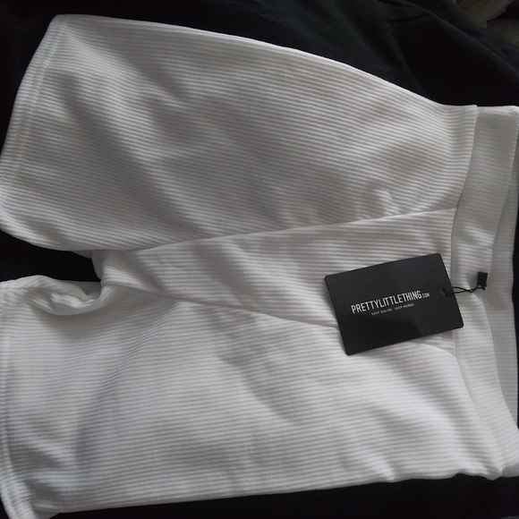 PLT Ribbed Shorts - Picture 3 of 3